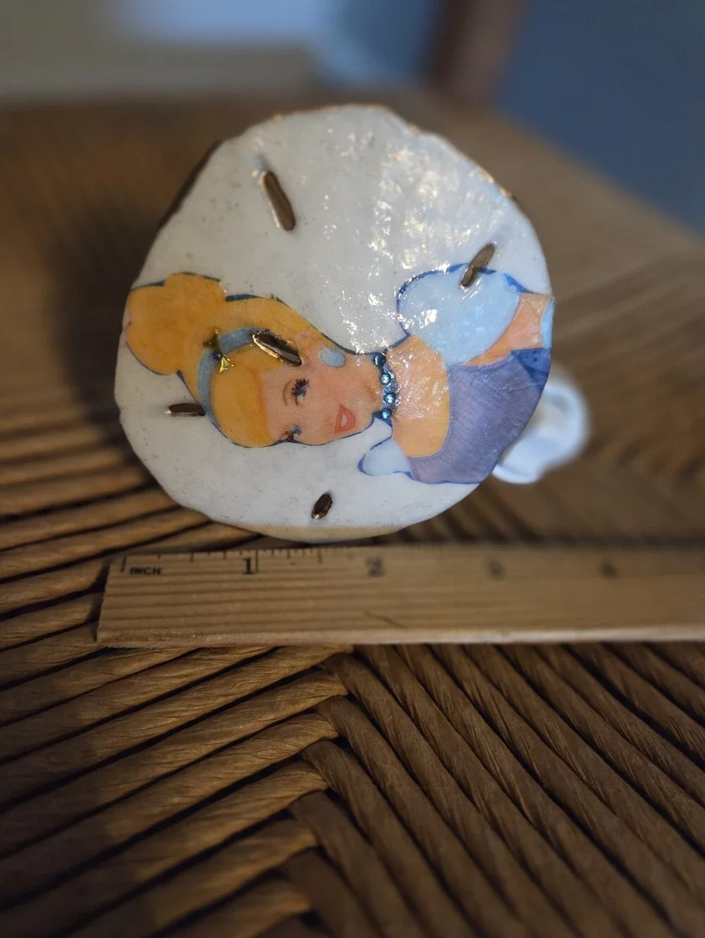 Handcrafted Sand Dollar Nite Light Cinderella Design